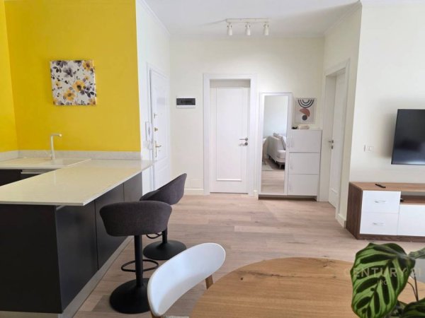 Tirane, jepet me qera apartament 1+1 Kati 4, 85 m² 1.000 € (LICEU ARTISTIK)
