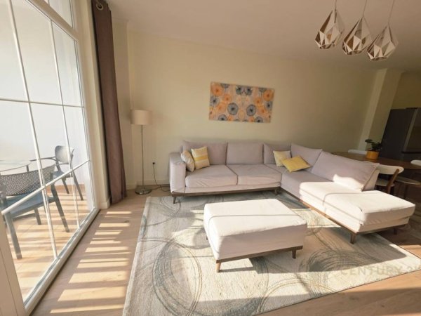 Tirane, jepet me qera apartament 1+1 Kati 4, 70 m² 1.000 € (LICEU ARTISTIK)