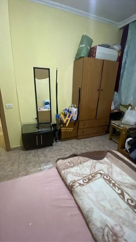 Tirane, jepet me qera apartament 1+1+Ballkon Kati 6, 70 m² 350 € (KODRA E DIELLIT)
