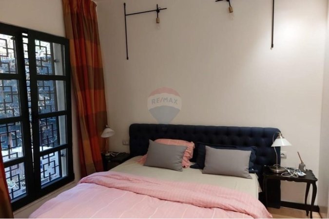 Tirane, jepet me qera apartament 2+1+Ballkon Kati 4, 100 m² 700 € (prane Eleonores)