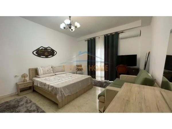 Tirane, jepet me qera apartament 3+1 Kati 4, 133 m² 550 € (Rruga Bardhyl, Tiranë.)