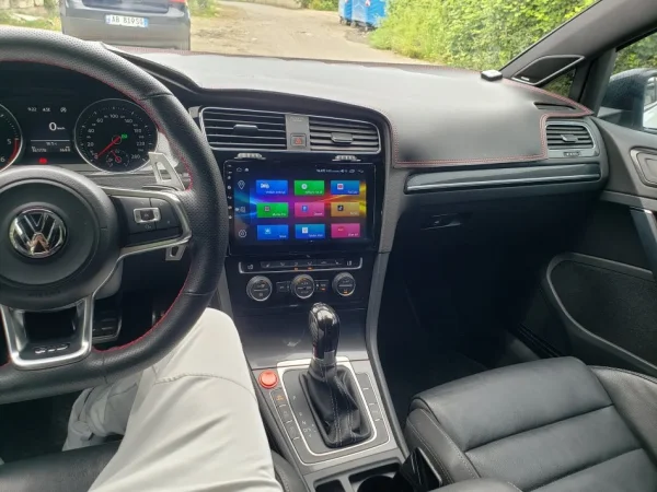 Tirane, shitet makine Golf 7 GTD Nafte, e bardhë automatik Kondicioner 160.000 km 15.000 €