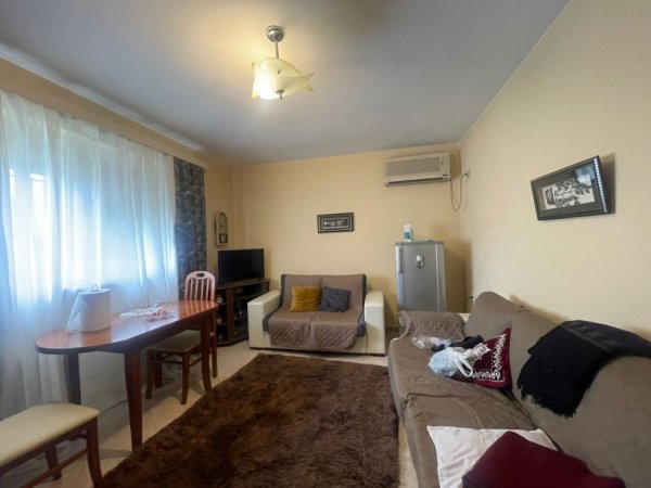 APARTAMENT 2+1 ME QIRA  500 €  21 DHJETORI