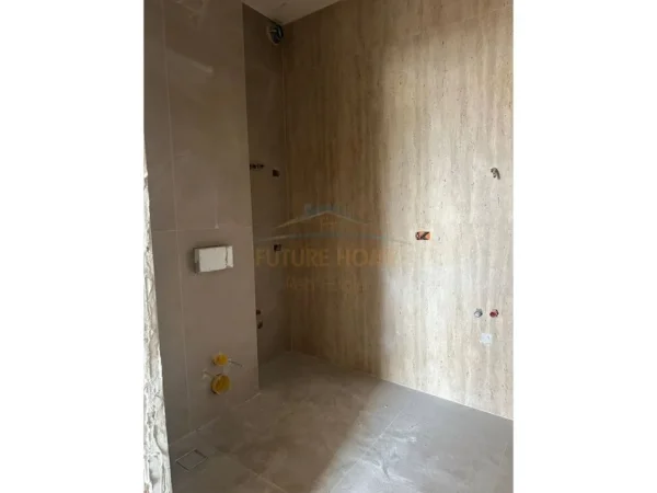 Tirane, shitet apartament 1+1+Ballkon Kati 10, 78 m² 199.000 € (Corner Residence)