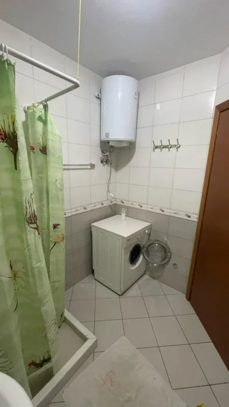 Tirane, jepet me qera apartament 2+1 Kati 5, 100 m² 450 € ( JEPET ME QERA APARTAMENT 2+1 – RRUGA E DIBRËS!)