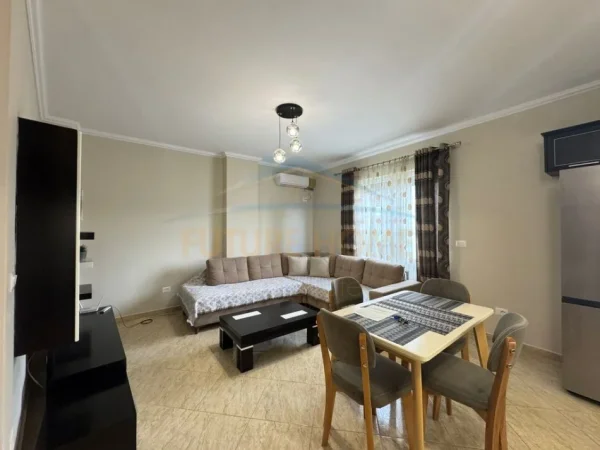 Tirane, shitet apartament 2+1+Ballkon Kati 5, 95 m² 155.000 € (Unaza e Re)