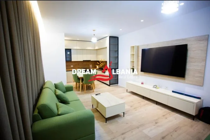 Tirane, jepet me qera apartament 2+1+Ballkon Kati 8, 160 m² 1.500 € (Tek Emerald Center, Rruga 5 Maji)