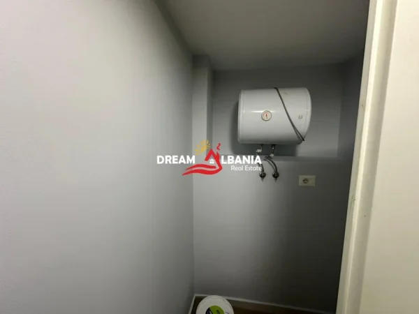 Tirane, shitet zyre Kati -1, 43 m² 95.000 € (Ne Rrugen Mine Peza)