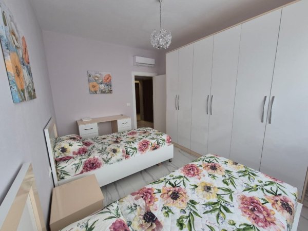 Tirane, jepet me qera apartament 2+1 Kati 6, 91 m² 850 € (Fusha e aviacionit)