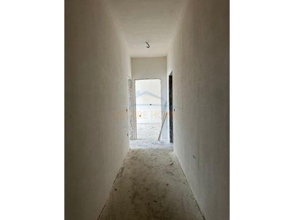 Tirane, shitet apartament 1+1+Ballkon Kati 10, 78 m² 199.300 € (Rezidenca Corner Residence), Rruga e Kavajes,