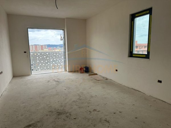 Tirane, shitet apartament 1+1+Ballkon Kati 10, 78 m² 199.300 € (Rezidenca Corner Residence), Rruga e Kavajes,