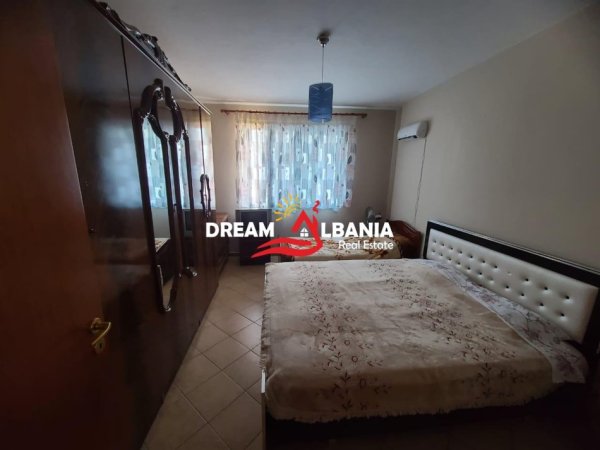 Tirane, jepet me qera apartament 1+1+Ballkon Kati 7, 70 m² 350 € (e Kinostudio - Ne Pallat Te Ri ID 42111317)