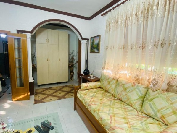 Tirane, jepet me qera apartament 1+1 Kati 2, 55 m² 400 € 