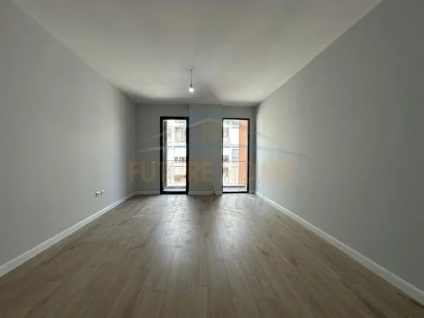 Tirane, shitet apartament 2+1+Ballkon Kati 6, 108 m² 195.000 € (Oxhaku, Kompleksi ASL)