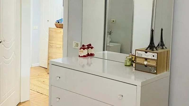 Tirane, jepet me qera apartament 2+1 Kati 3, 70 m² 650 € (21 Dhjetori)