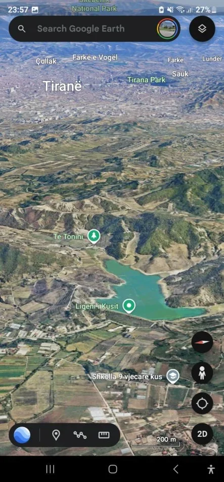 SHITET: 🟤 Tokë Vreshtë Në Kashar ( Buzë Liqenit të Kusit / Kasharit )📍Sip. 9000 m² ( Tokë e Verdhë) 520,000€😮