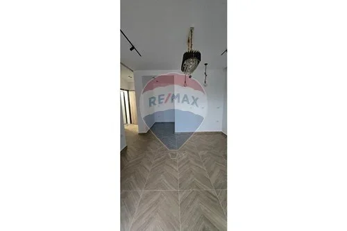 Shqiperi, shitet apartament 2+1 , 134 m² 250.000 € 