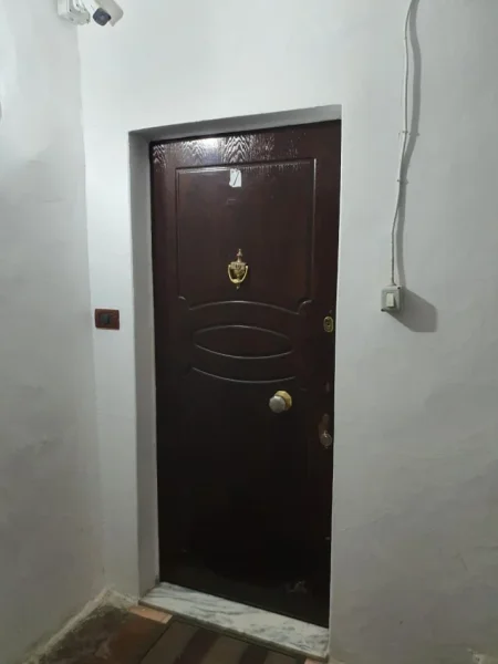 SHITET AMBIENT BIZNESI NE BLLOK, TIRANE, Kati 3, Sip. 95,8 m² -  270.000 € (Rr.Sami Frasheri (Sheshi Wilson)