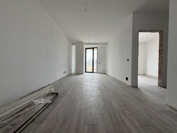 Tirane, shitet apartament 1+1+Ballkon , 75 m² 165.000 €