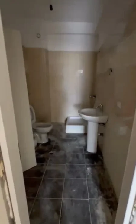 Tirane, jepet me qera apartament 2+1+Ballkon Kati 9, 35.000 € (Rruga Sokrat Miho)