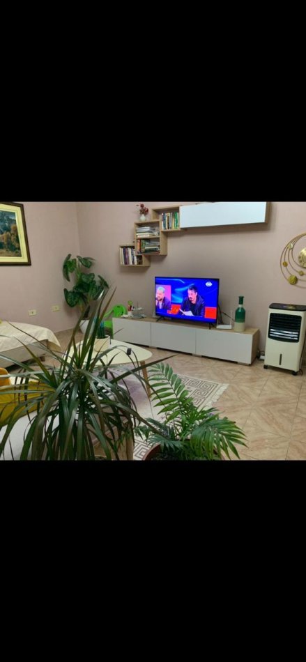 Tirane, jap me qera apartament 1+1+Aneks+Ballkon , 77 m² 421 € (Viktor Eftimiu)