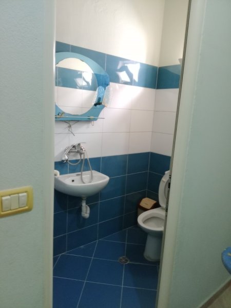 Tirane, shitet shtepi 2+1+Ballkon Kati 2, 240 m² 270.000 € (ALLIAS-TIRANË)