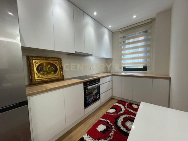 Tirane, jepet me qera apartament 1+1+Aneks+Ballkon Kati 1, 76 m² 750 € (Neom114634)