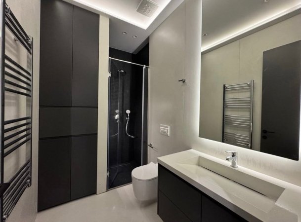 Tirane, jepet me qera apartament 1+1 Kati 5, 70 m² 900 € (Rruga Kavajes, Kompleksi Deliorgji)