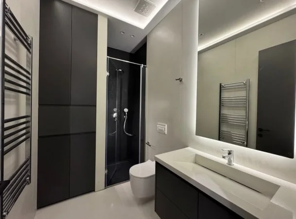 Tirane, jepet me qera apartament 1+1 Kati 5, 70 m² 900 € (Rruga Kavajes, Kompleksi Deliorgji)