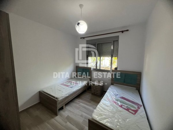 Durres, shitet Vile 2 Katshe Kati 2, 270 m² 275.000 € (Hekurudha Plazh)