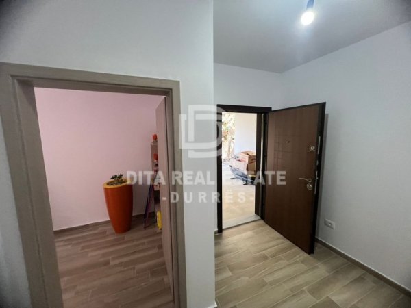 Durres, shitet Vile 2 Katshe Kati 2, 270 m² 275.000 € (Hekurudha Plazh)