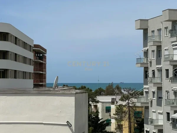 Durres, shitet apartament 2+1+Ballkon Kati 5, 110 m² 103.000 € (Rruga Liria)