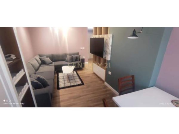 Tirane, jap me qera apartament 1+1 Kati 3, 62 m² 450 Euro (Rruga e Elbasanit)