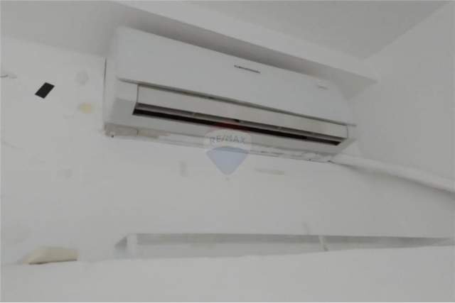 Tirane, jepet me qera dhome 1+1 Kati -1, 34 m² 300 Euro (Blv. George W Bush)