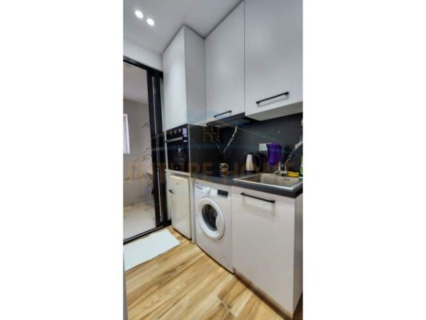 Tirane, shitet apartament 1+1 Kati 5, 63 m² 115.000 Euro (Qender)