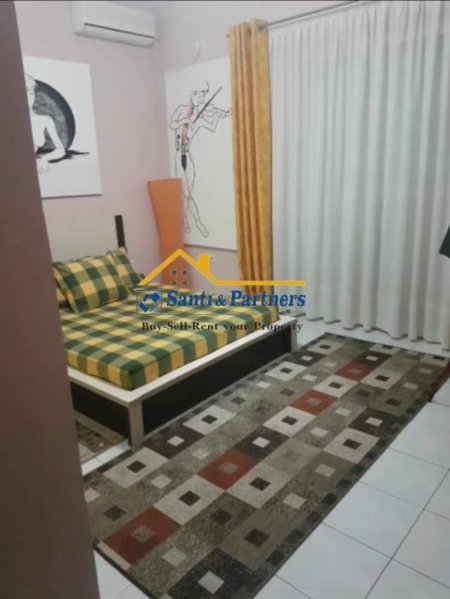 Tirane, jap me qera Vile 3+1+A+BLK Kati 2, 120 m² 1.000 Euro (Rruga Elbasanit)