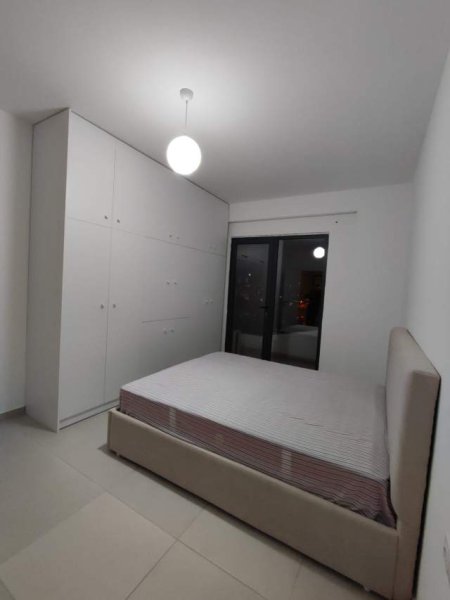 Tirane, jepet me qera apartament 1+1+BLK Kati 8, 80 m² 40.000 Leke (Kompleksi Oasis)