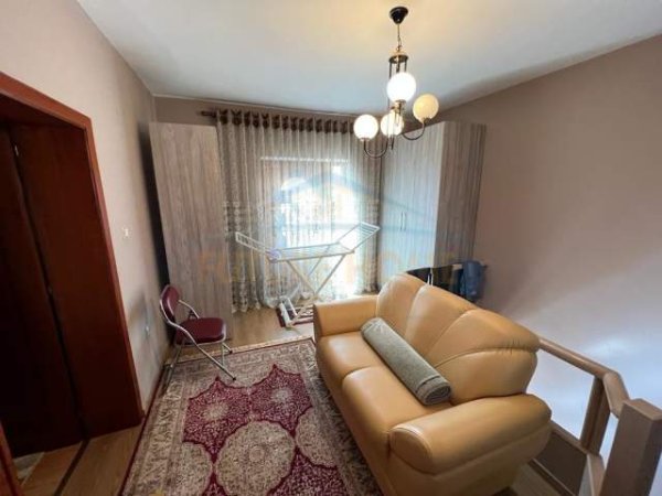 Korce, shitet Vile 2 Katshe Kati 2, 164 m² 105.000 Euro (Lagjia 8, Korçë)