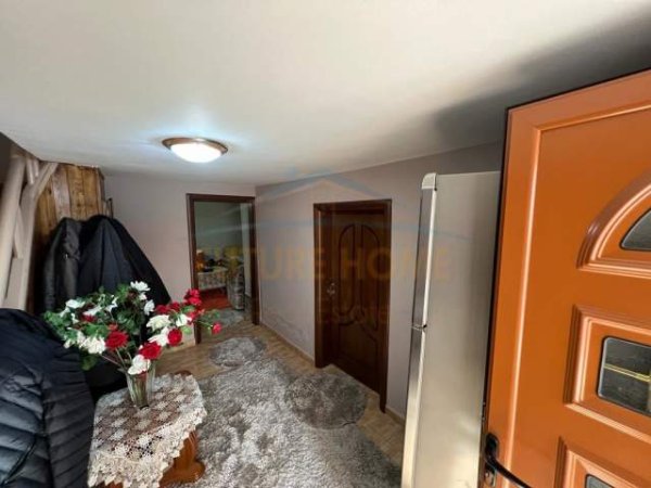 Korce, shitet Vile 2 Katshe Kati 2, 164 m² 105.000 Euro (Lagjia 8, Korçë)