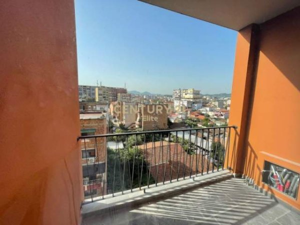 Tirane, shes apartament 1+1+BLK Kati 4, 59 m² 72.000 Euro