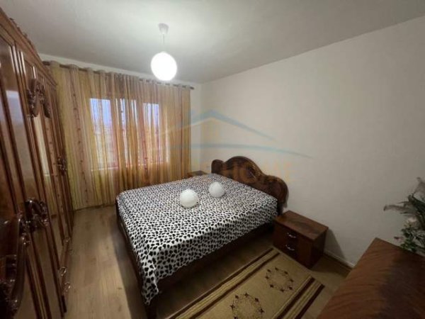 Korce, jepet me qera apartament 2+1+BLK Kati 4, 108 m² 160 Euro (Blloku I Ri I Sportit, Korçë)