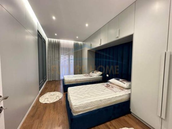 Tirane, shes apartament 2+1+BLK Kati 3, 117 m² 206.000 Euro (Unaza e Re)