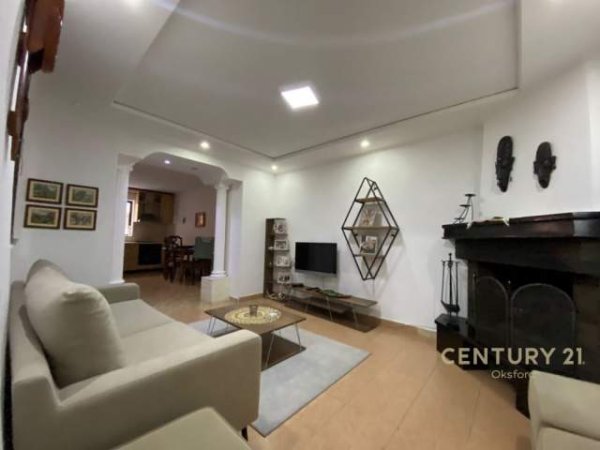 Tirane, jepet me qera apartament 2+1+BLK Kati 1, 110 m² 450 Euro (21 Dhjetori)