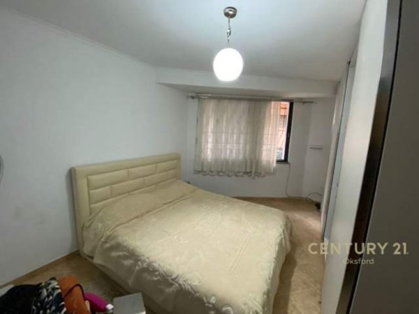 Tirane, jepet me qera apartament 2+1+BLK Kati 1, 110 m² 450 Euro (21 Dhjetori)