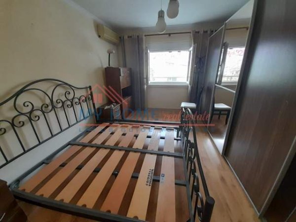 Tirane, shitet apartament 3+1+BLK 90 m² 114.000 Euro (hysen xhura)
