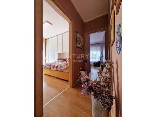 Tirane, jap me qera apartament 2+1+BLK Kati 5, 100 m² 650 Euro (LIQENI I THATE)