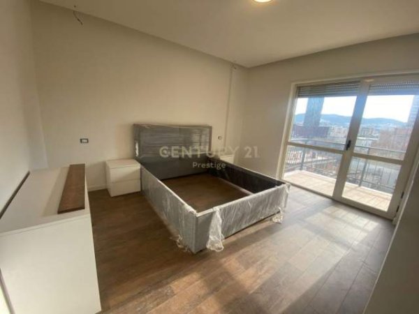 Tirane, jepet me qera apartament 3+1+A+BLK Kati 9, 153 m² 2.000 Euro (Ambasada Amerikane)
