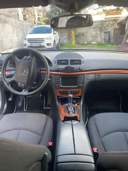 Tirane, shes makine Benz 220 Evo Viti 2007, 6.500 Euro