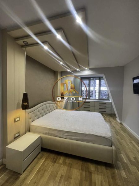 Tirane, jepet me qera apartament 2+1+BLK Kati 1, 96 m² 750 Euro (QENDER)