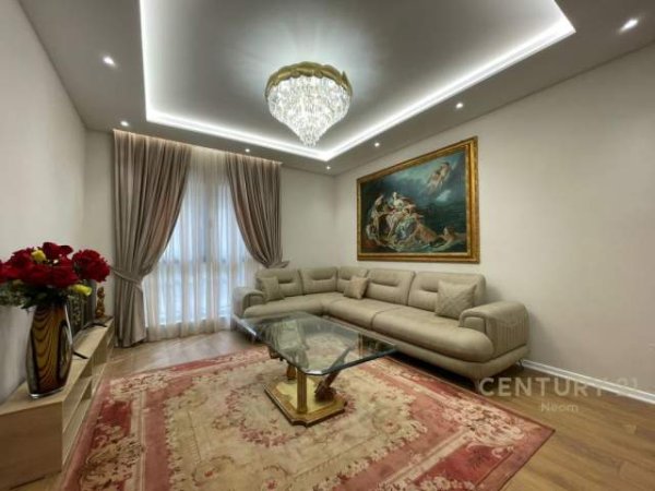 Tirane, jepet me qera apartament 1+1 Kati 1, 76 m² 700 Euro (LIQENI I THATE)